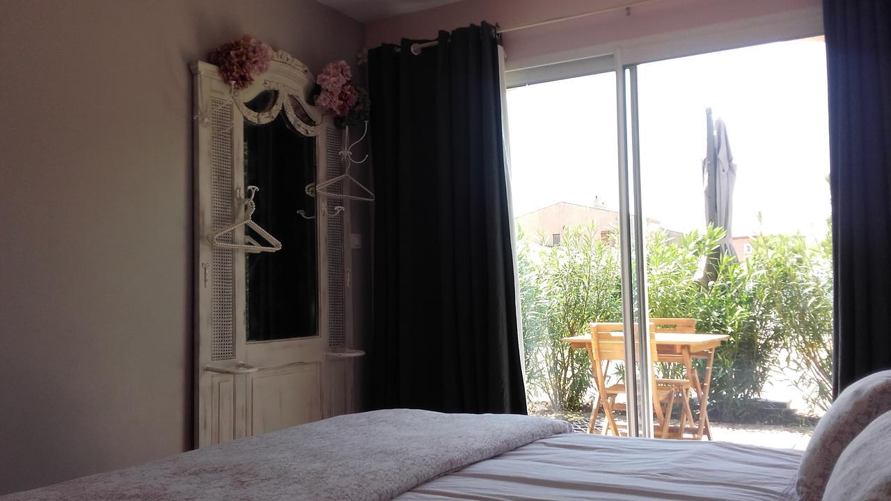 Bed and Breakfast La Bastide Du Bouchou Six-Fours-les-Plages Esterno foto