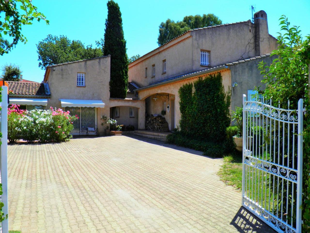 Bed and Breakfast La Bastide Du Bouchou Six-Fours-les-Plages Esterno foto