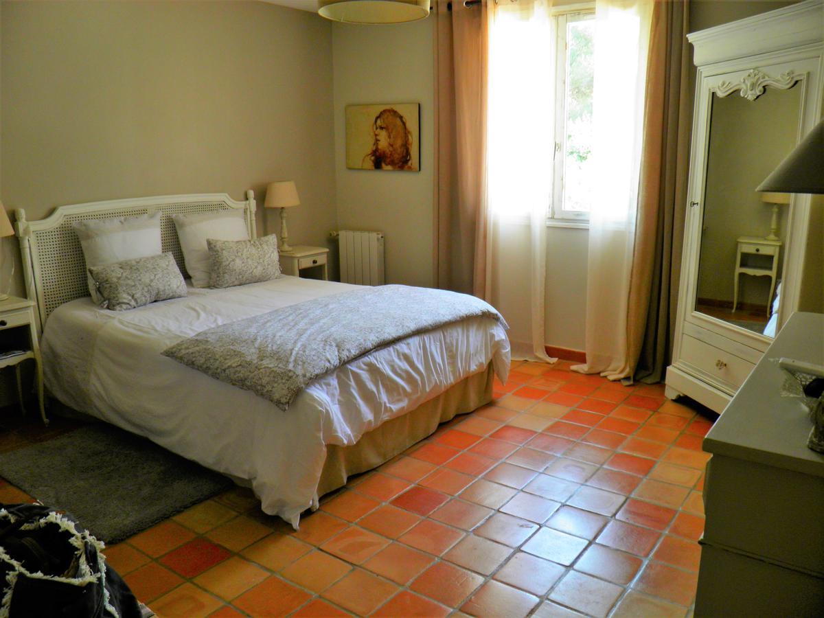 Bed and Breakfast La Bastide Du Bouchou Six-Fours-les-Plages Esterno foto