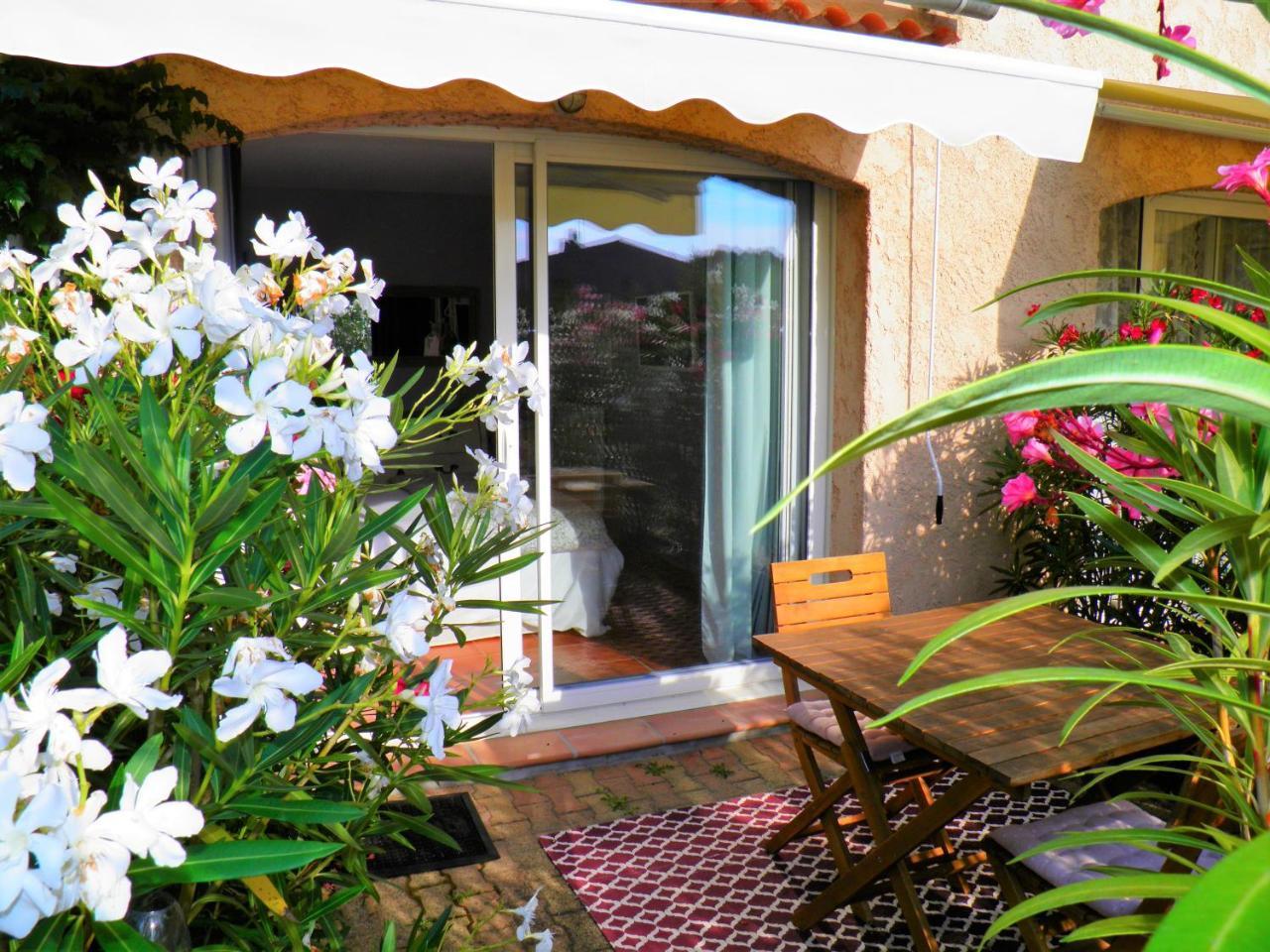 Bed and Breakfast La Bastide Du Bouchou Six-Fours-les-Plages Esterno foto