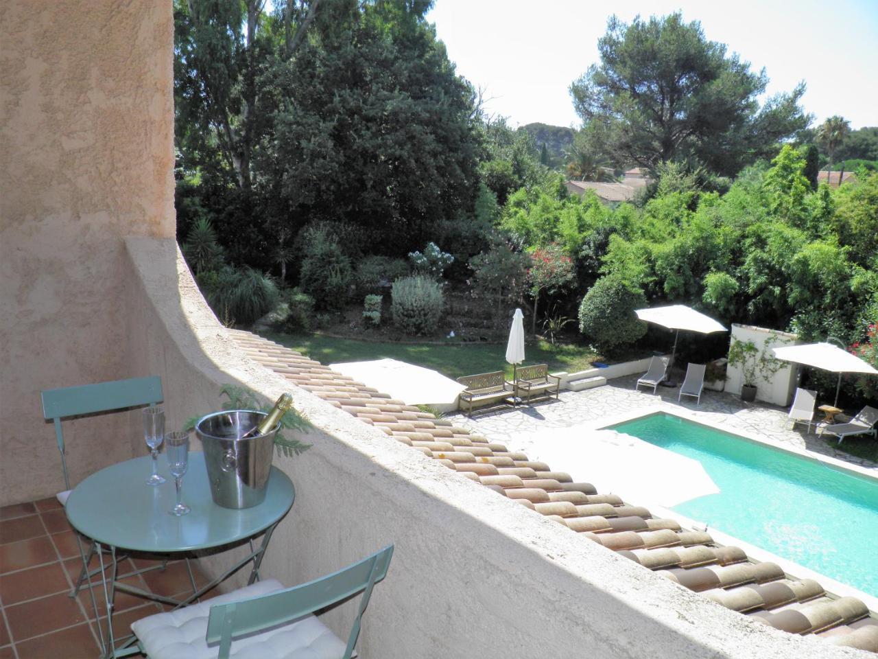 Bed and Breakfast La Bastide Du Bouchou Six-Fours-les-Plages Esterno foto