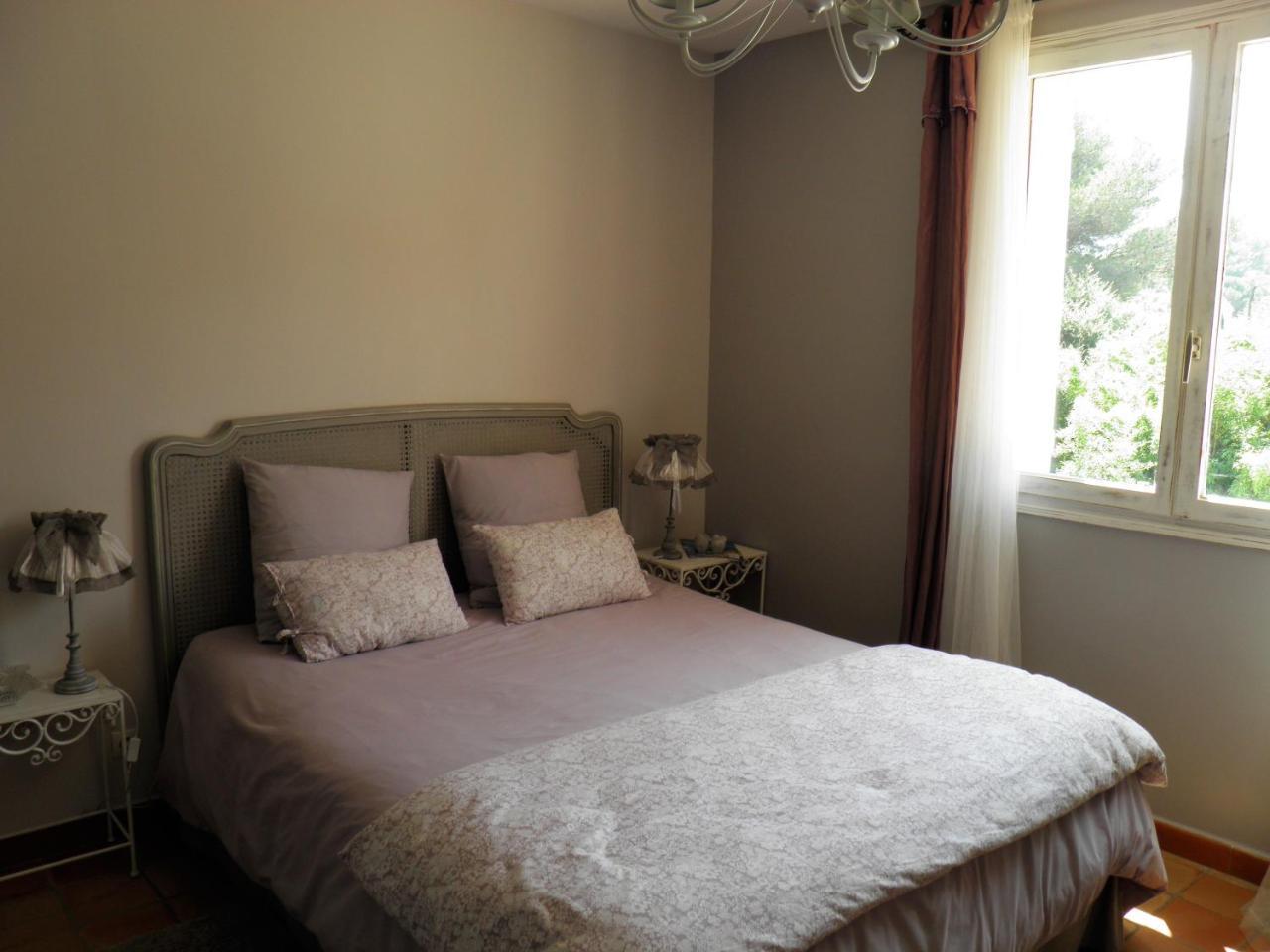 Bed and Breakfast La Bastide Du Bouchou Six-Fours-les-Plages Esterno foto