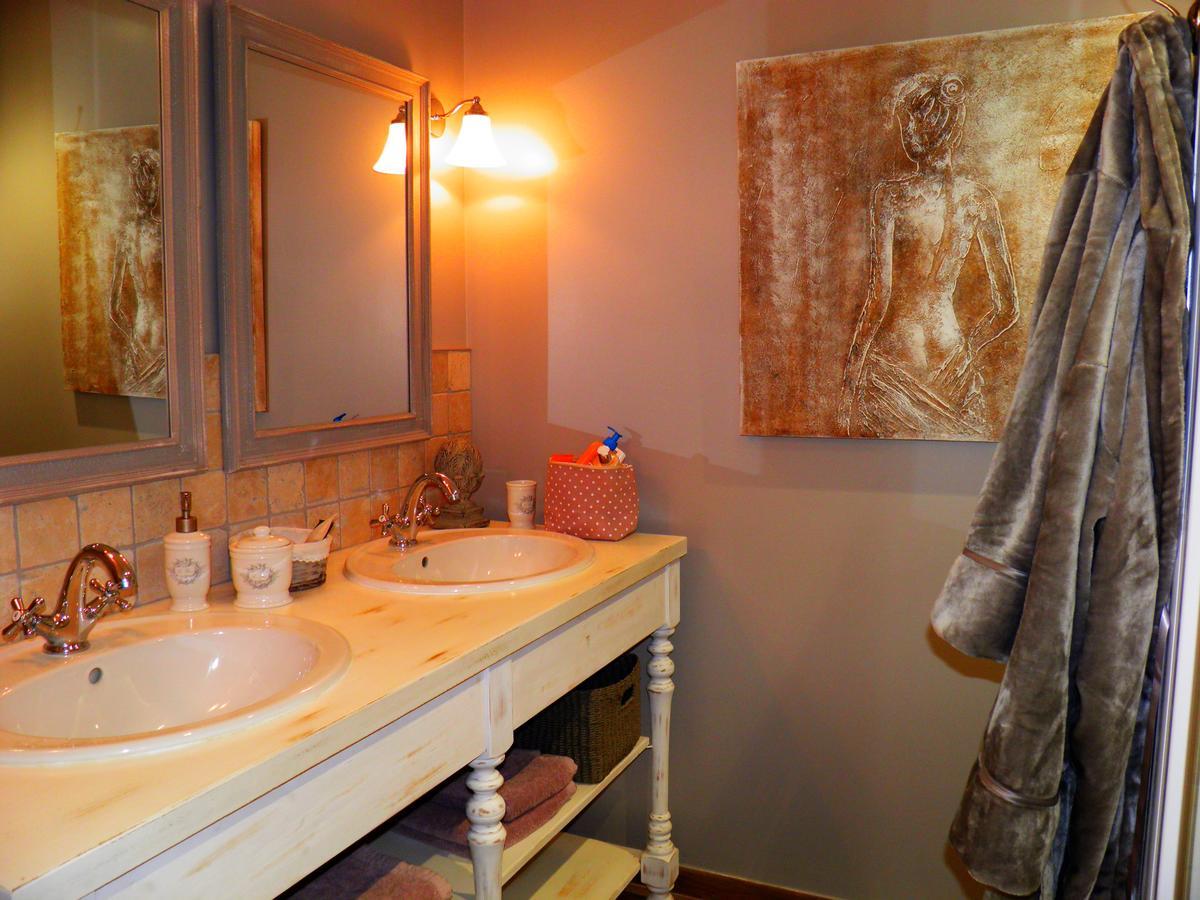 Bed and Breakfast La Bastide Du Bouchou Six-Fours-les-Plages Esterno foto