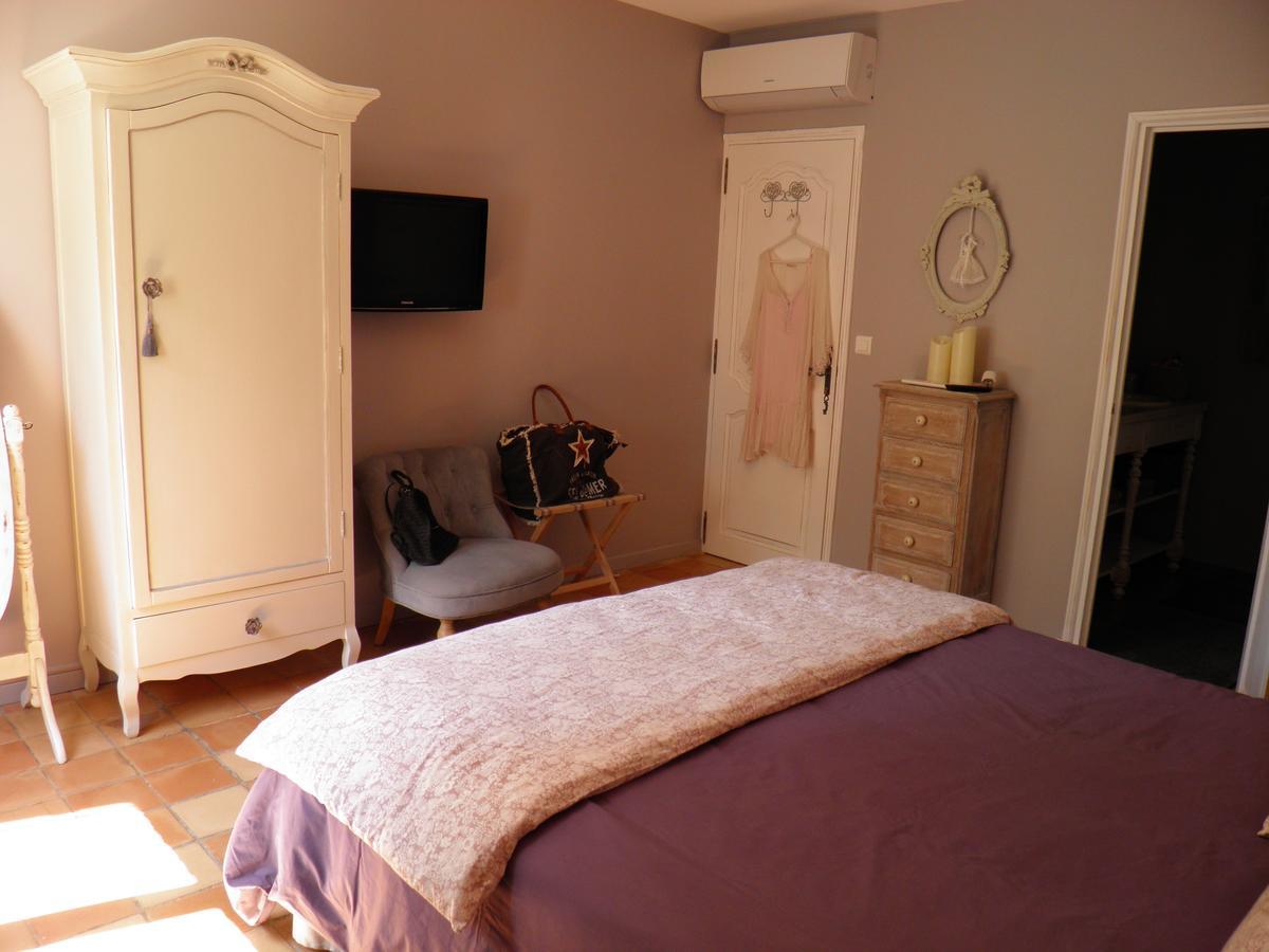 Bed and Breakfast La Bastide Du Bouchou Six-Fours-les-Plages Esterno foto