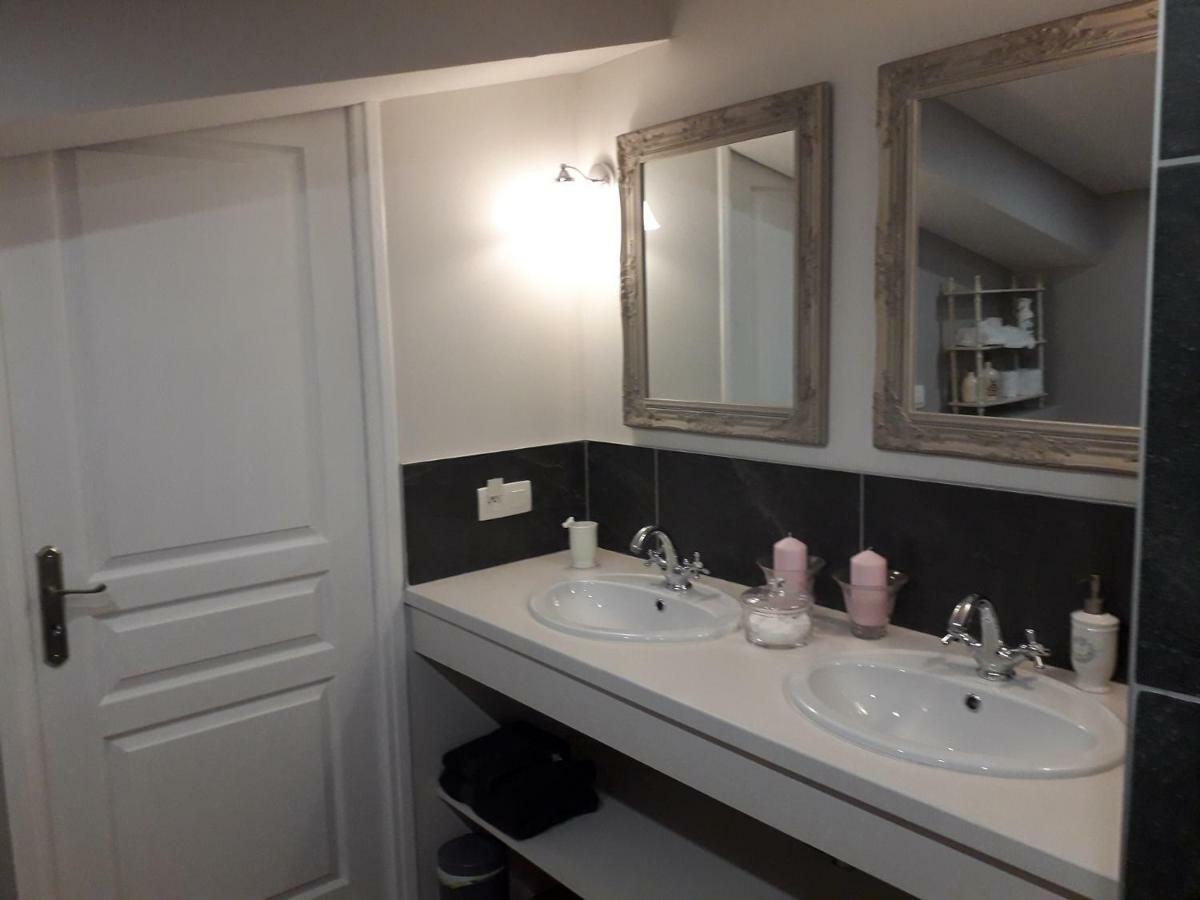 Bed and Breakfast La Bastide Du Bouchou Six-Fours-les-Plages Esterno foto