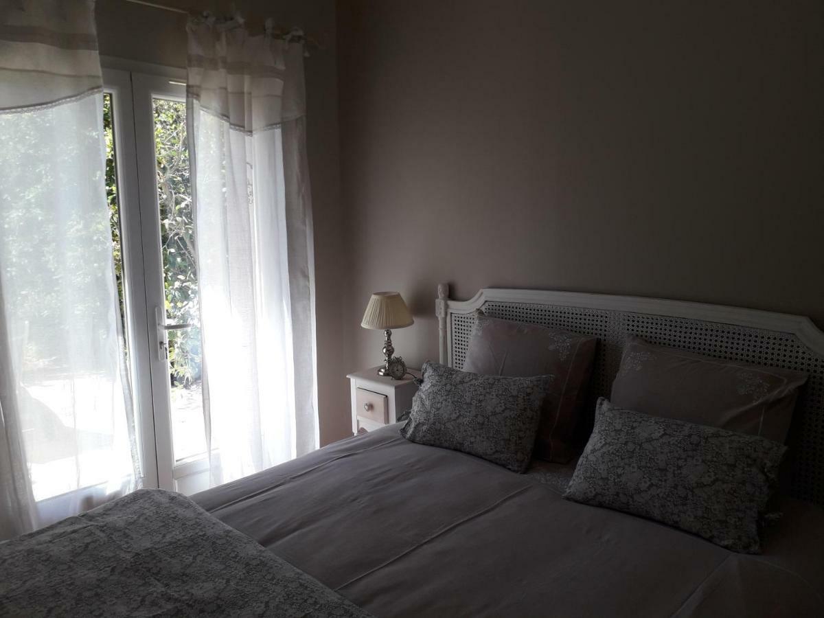 Bed and Breakfast La Bastide Du Bouchou Six-Fours-les-Plages Esterno foto